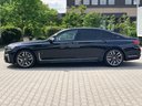 BMW M760Li xDrive V12 для трансферов из аэропортов и городов в Люксембурге и Европе.