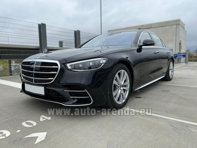 Rental Mercedes-Benz S 450 Long 4Matic AMG equipment in Luxembourg Findel Airport