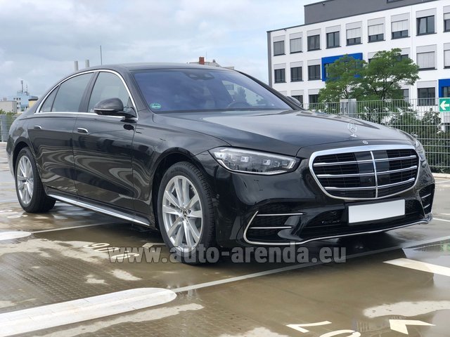 Rental Mercedes-Benz S-Class S 350 Long 4Matic Diesel AMG equipment W223 in Luxembourg Findel Airport