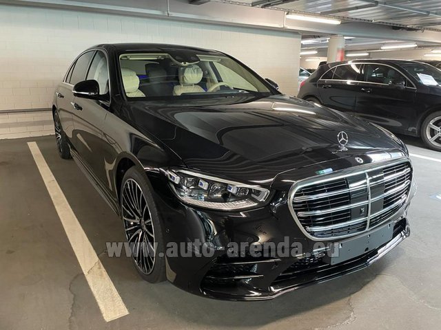 Rental Mercedes-Benz S-Class S 500 Long 4MATIC AMG equipment W223 in Luxembourg Findel Airport