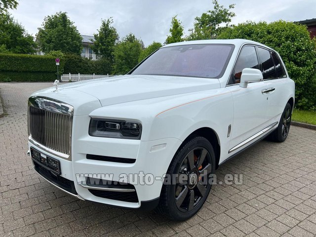 Rental Rolls-Royce Cullinan White in Luxembourg Findel Airport